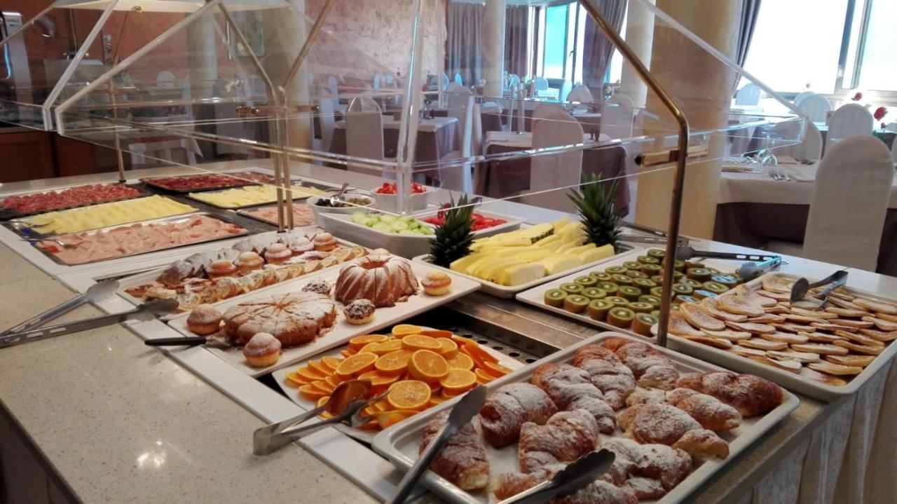 לימונה סול גרדה Hotel Astor מראה חיצוני תמונה