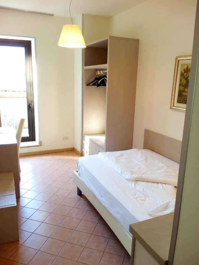 לימונה סול גרדה Hotel Astor מראה חיצוני תמונה