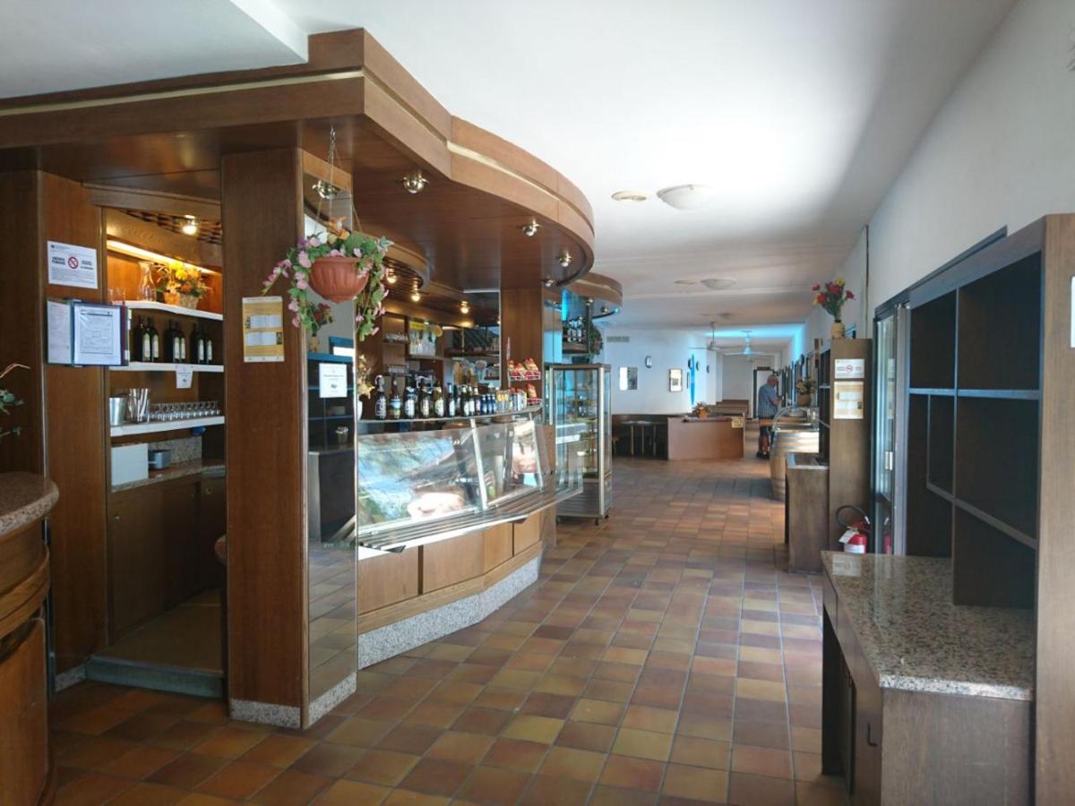 לימונה סול גרדה Hotel Astor מראה חיצוני תמונה
